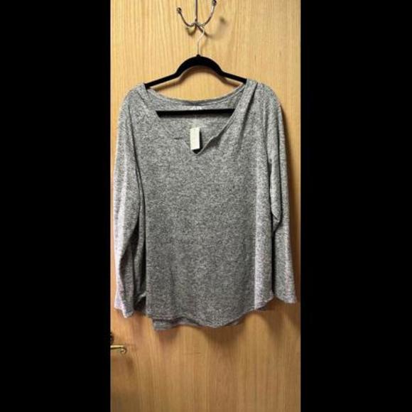 NWT Maurices Plus Size 2X Light Sweater Top - Picture 1 of 5